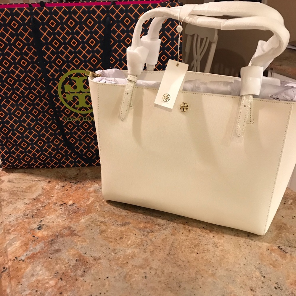 Brand new Tory Burch Emerson buckle tote